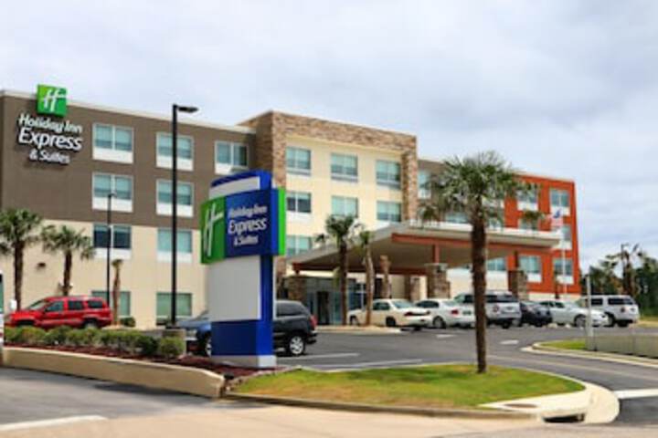 Holiday Inn Express & Suites Alabaster, An IHG Hotel - thumb 0