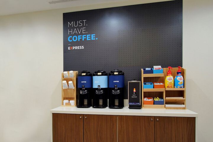 Holiday Inn Express & Suites Alabaster, An IHG Hotel - thumb 6