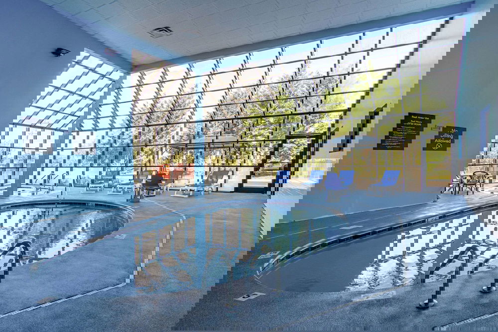 Comfort Suites Airport - thumb 5