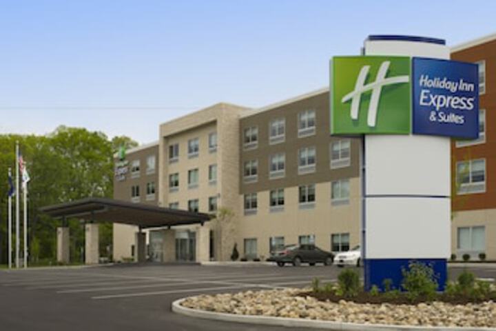 Holiday Inn Express & Suites Altoona, An IHG Hotel - thumb 0