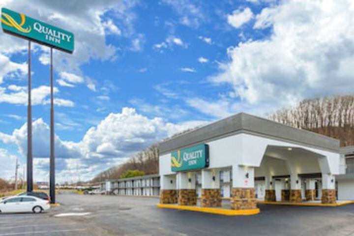 Quality Inn - thumb 0