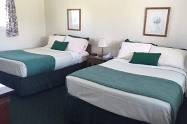 Rock Ledge Motel - thumb 4