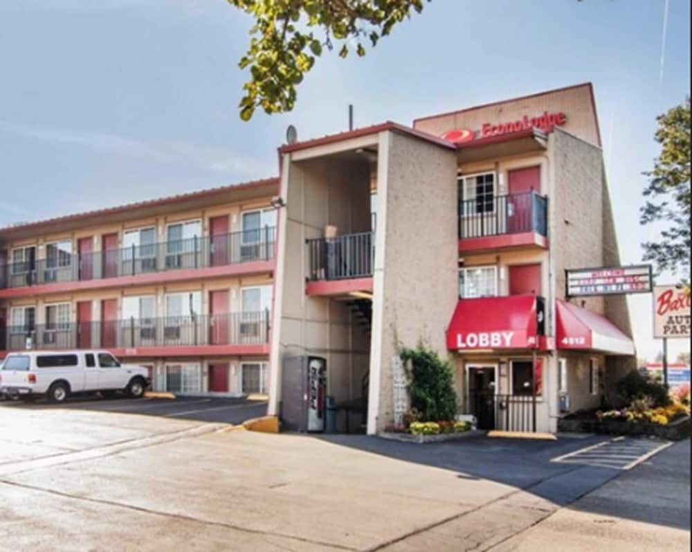 Econo Lodge Portland - I-205 - thumb 5