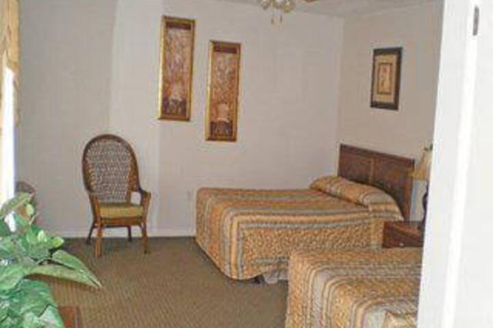 East Pines At Alpine Bay - thumb 0