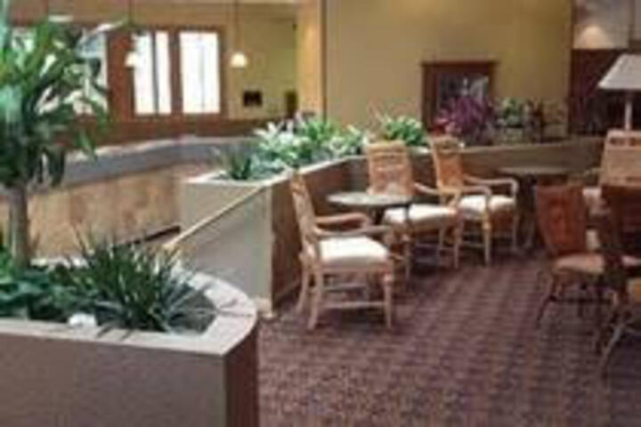 Astoria Hotel Suites Orange Park - thumb 4