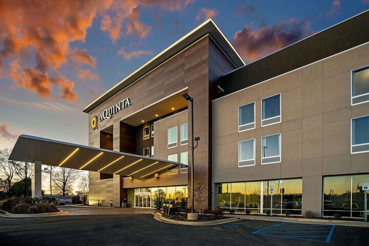 La Quinta Inn & Suites By Wyndham Tuscaloosa University - thumb 1