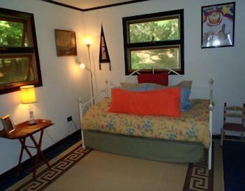 Lucky Stone Retreat - Two Bedroom Home - thumb 2