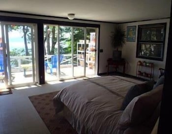 Lucky Stone Retreat - Two Bedroom Home - thumb 3