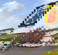 Super 8 by Wyndham Fairbanks - Accommodation Alabama