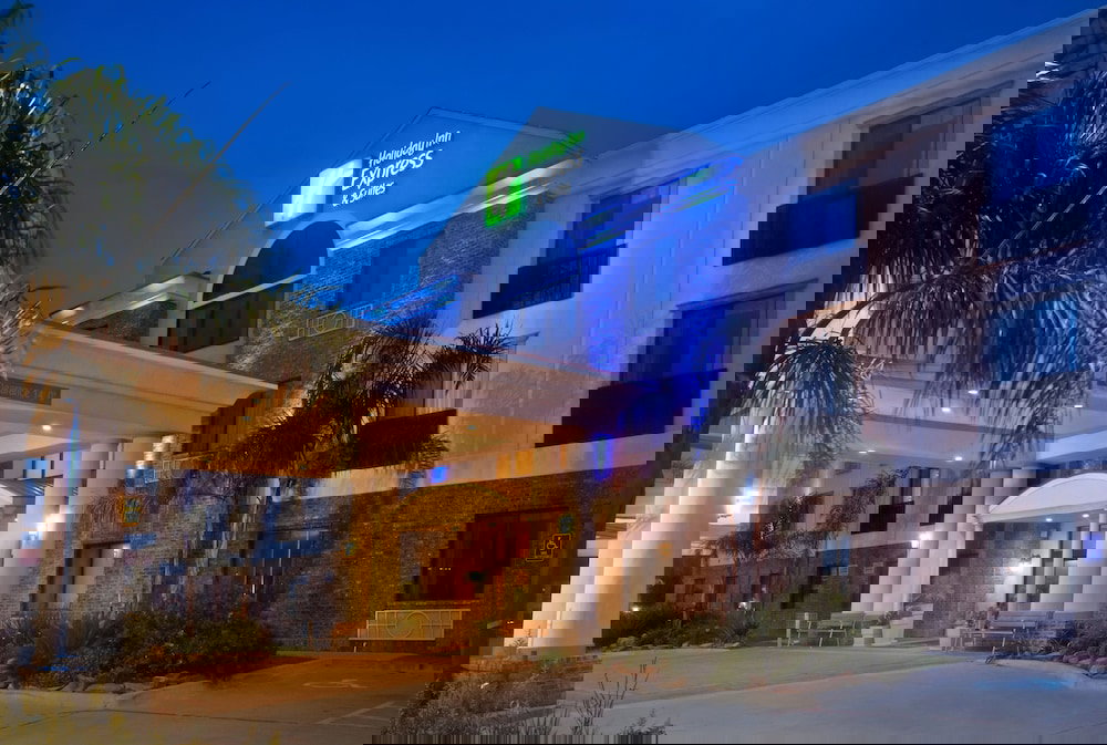 Holiday Inn Express Hotel & Suites Fairfield - North, An IHG Hotel - thumb 0