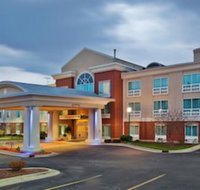 Holiday Inn Express Hotel  Suites Grand Rapids-North an IHG Hotel - Accommodation Alabama