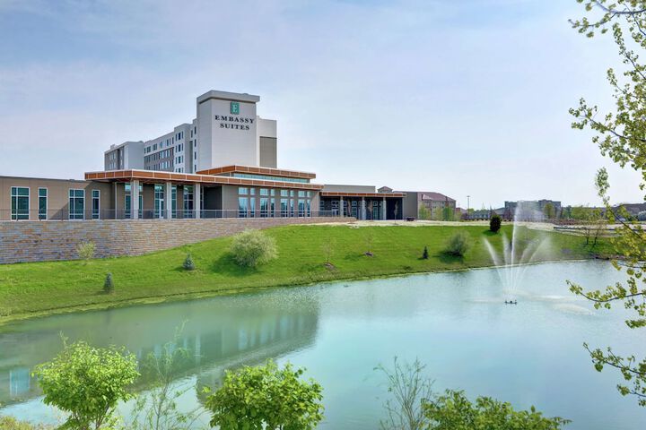 Embassy Suites By Hilton Plainfield Indianapolis Airport - thumb 1