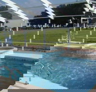 Villa Tineke - Golfcourse - 4 Bedroom - Accommodation Alabama