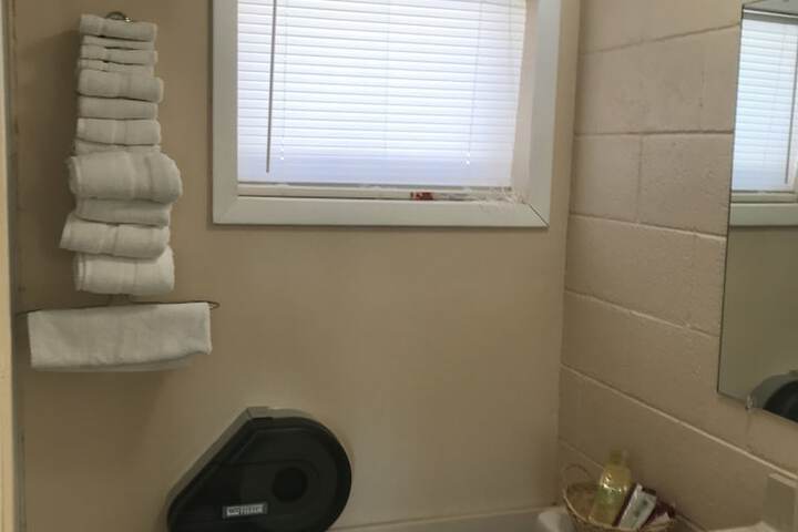 Riverview Inn - thumb 2