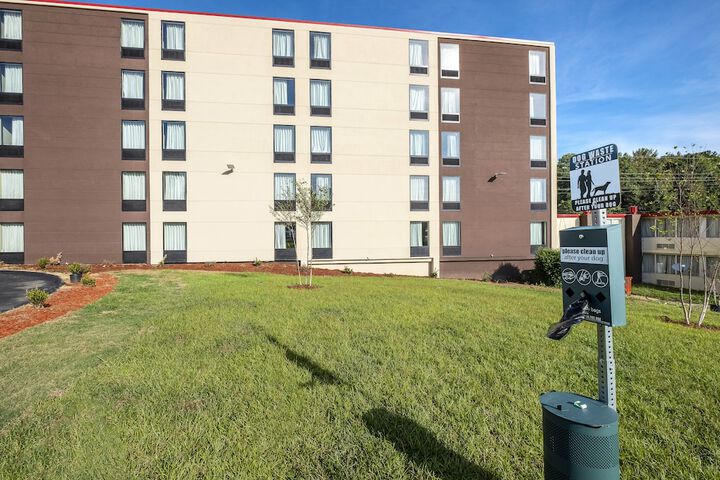 Red Roof Inn PLUS+ Tuscaloosa - University - thumb 1