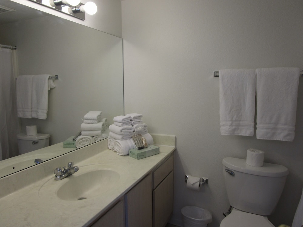 Park Suites At 238 - FREE GOLF - thumb 3