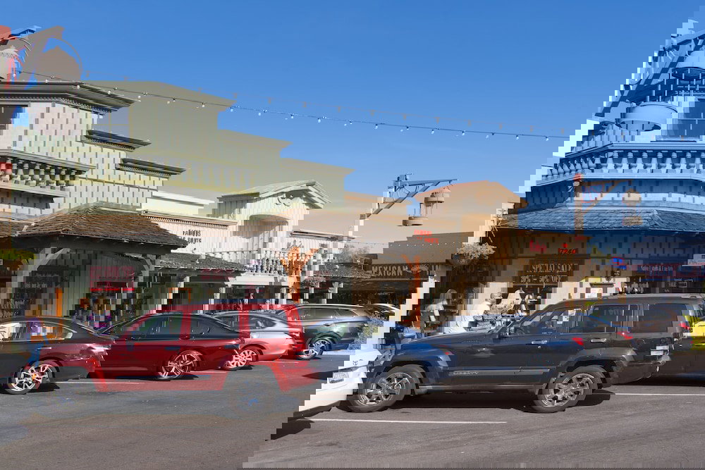 Park Suites At 240 - FREE GOLF - thumb 1