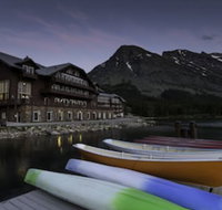 Many Glacier Hotel - Inside the Park - Accommodation Alabama