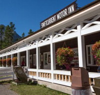 Swiftcurrent Motor Inn and Cabins - Inside the Park - Accommodation Alabama