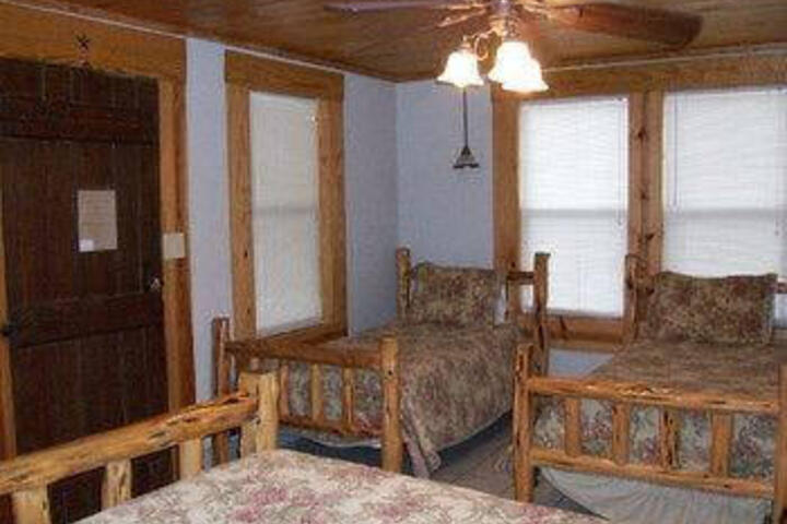 River Front Motel - thumb 4