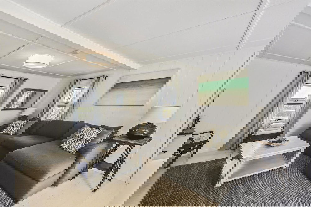 Oak Bluffs 3-Bed Cottage, Walk To Town - thumb 0