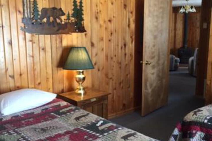 Eagle Nest Cabins & Marina - thumb 3