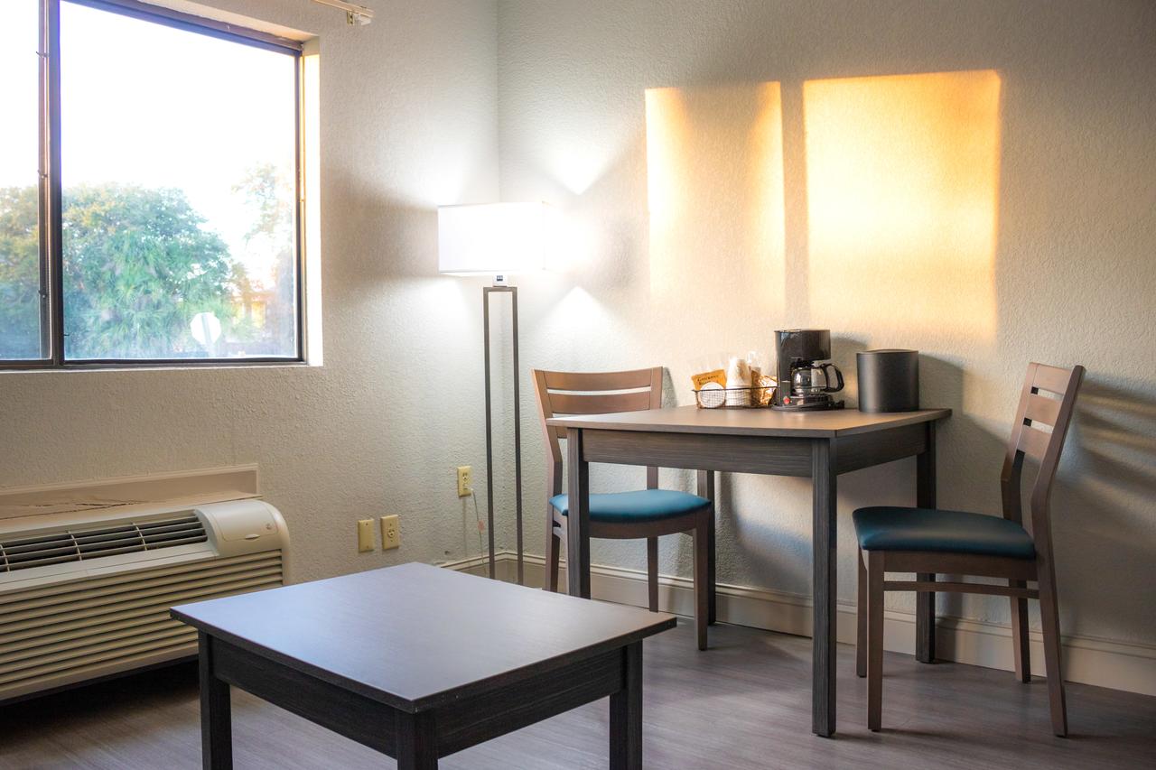 Admiral's Inn On Tybee Island - thumb 20