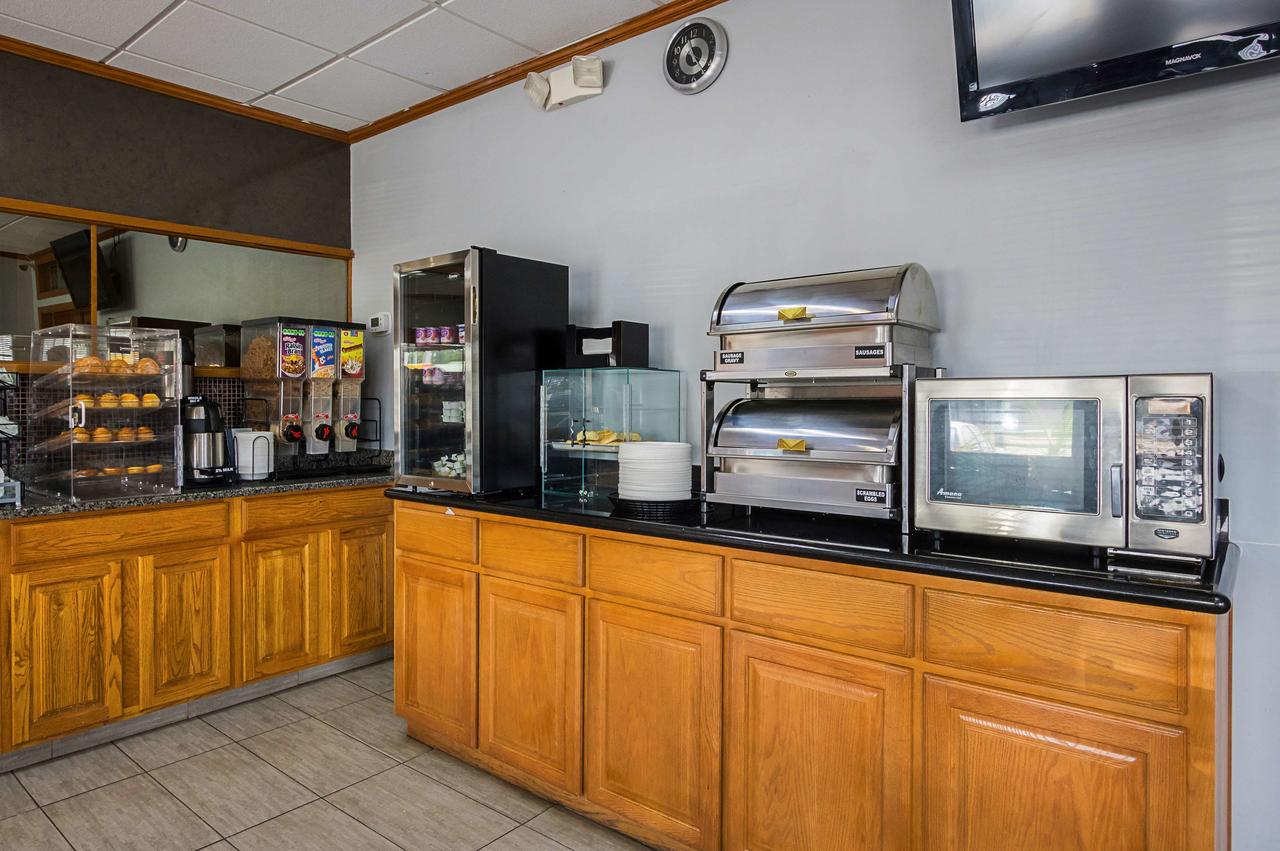 Best Western Central Inn - thumb 27