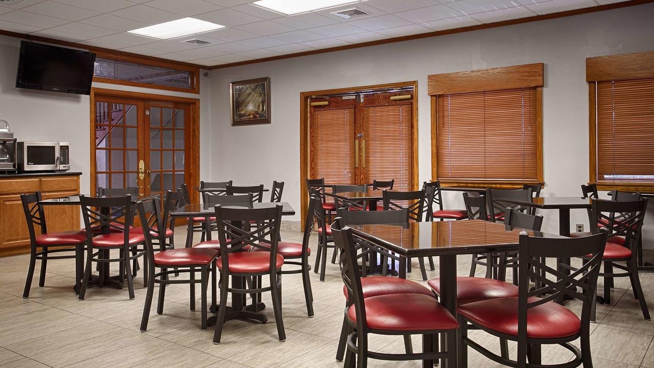 Best Western Central Inn - thumb 17