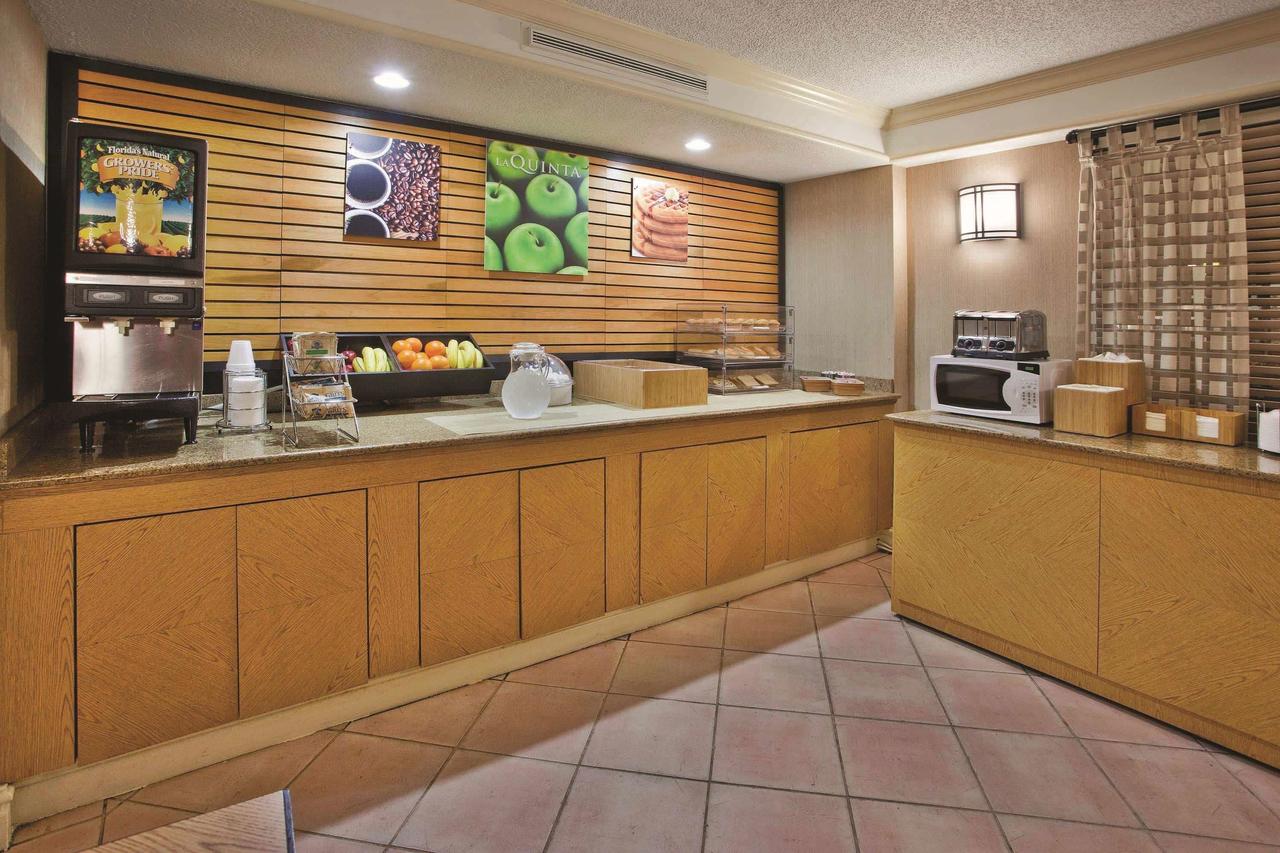 La Quinta Inn By Wyndham Savannah Midtown - thumb 6