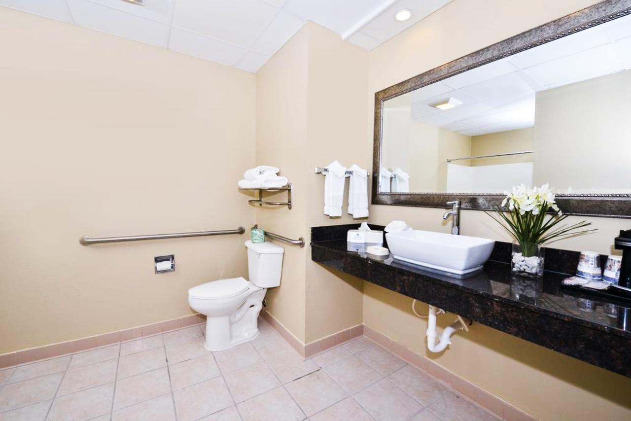 Best Western Plus Savannah Airport Inn And Suites - thumb 23