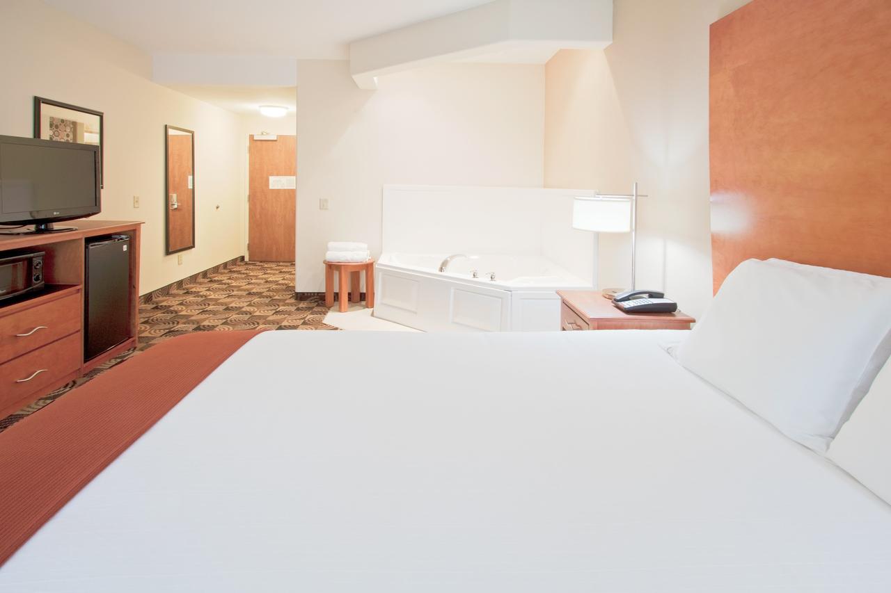 Holiday Inn Express Hotel & Suites Bainbridge - thumb 9