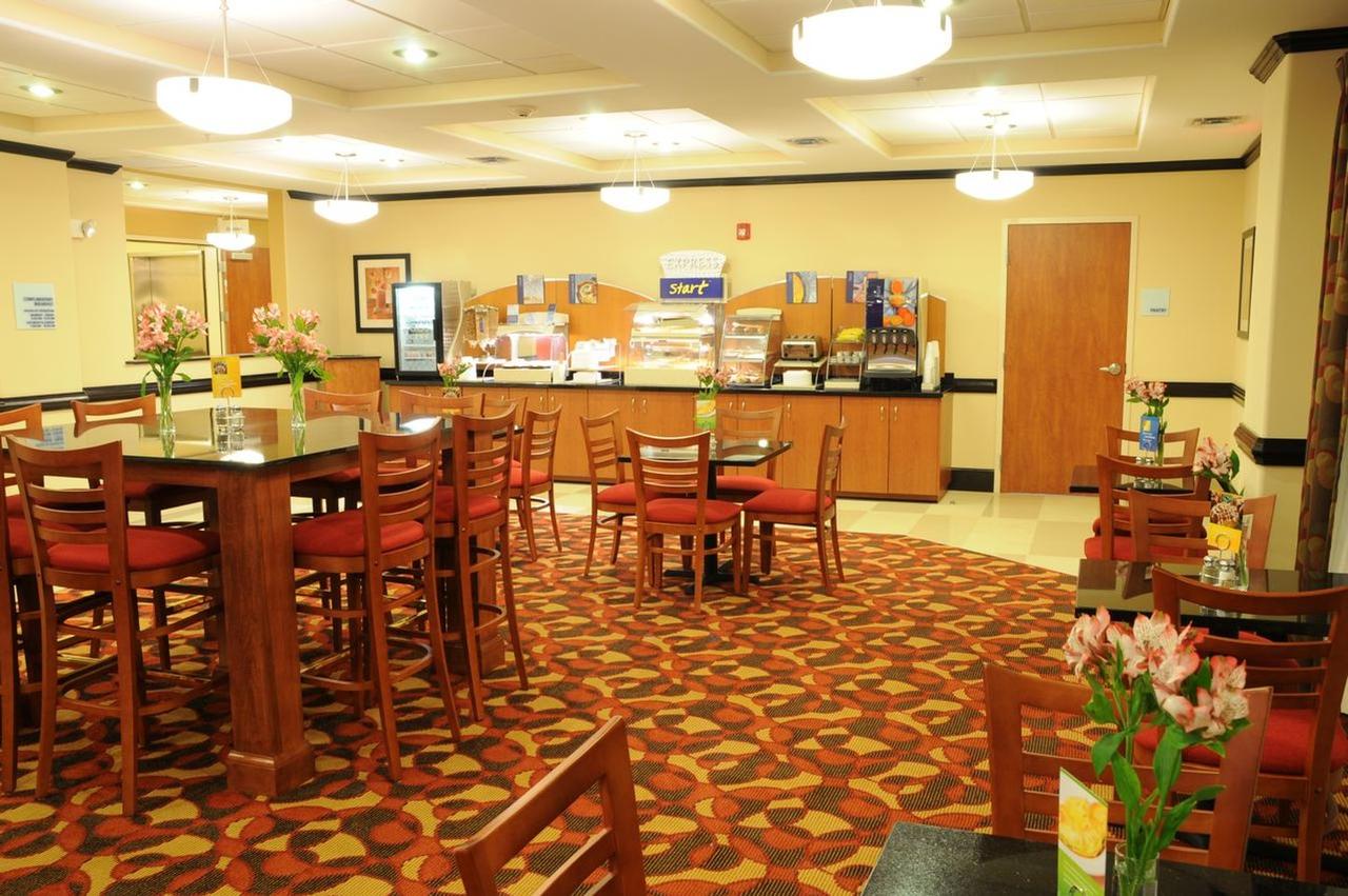 Holiday Inn Express Hotel & Suites Bainbridge - thumb 4