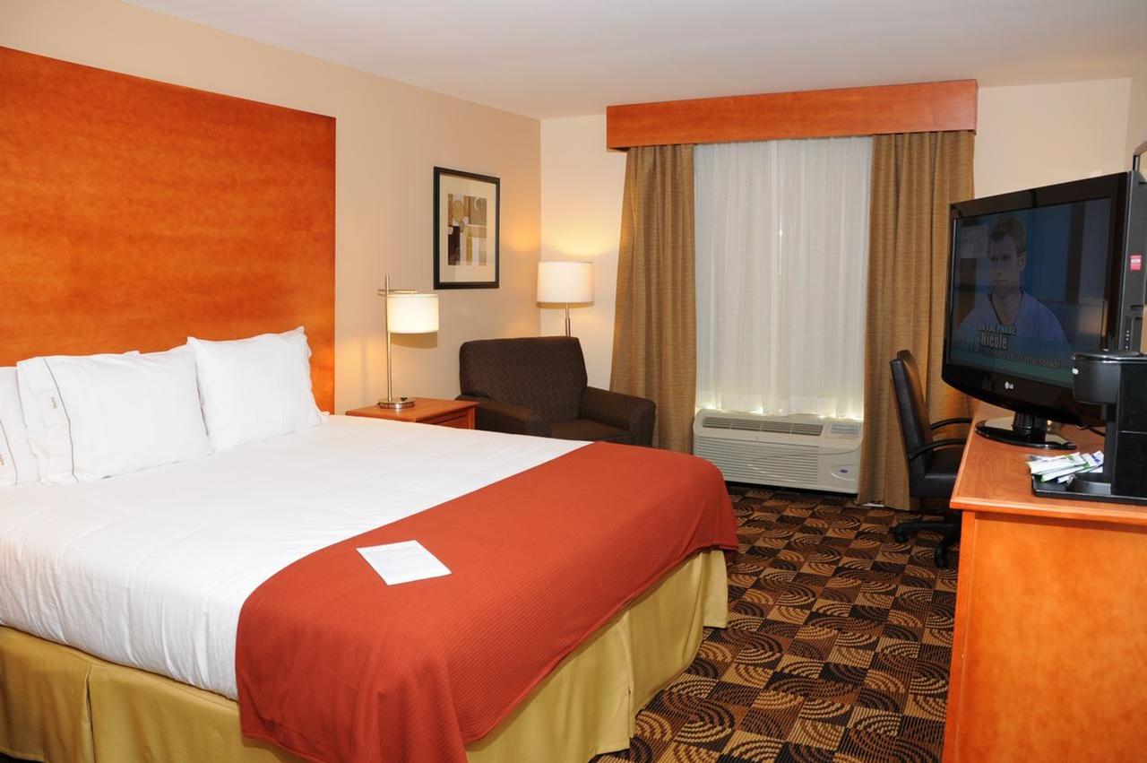 Holiday Inn Express Hotel & Suites Bainbridge - thumb 16