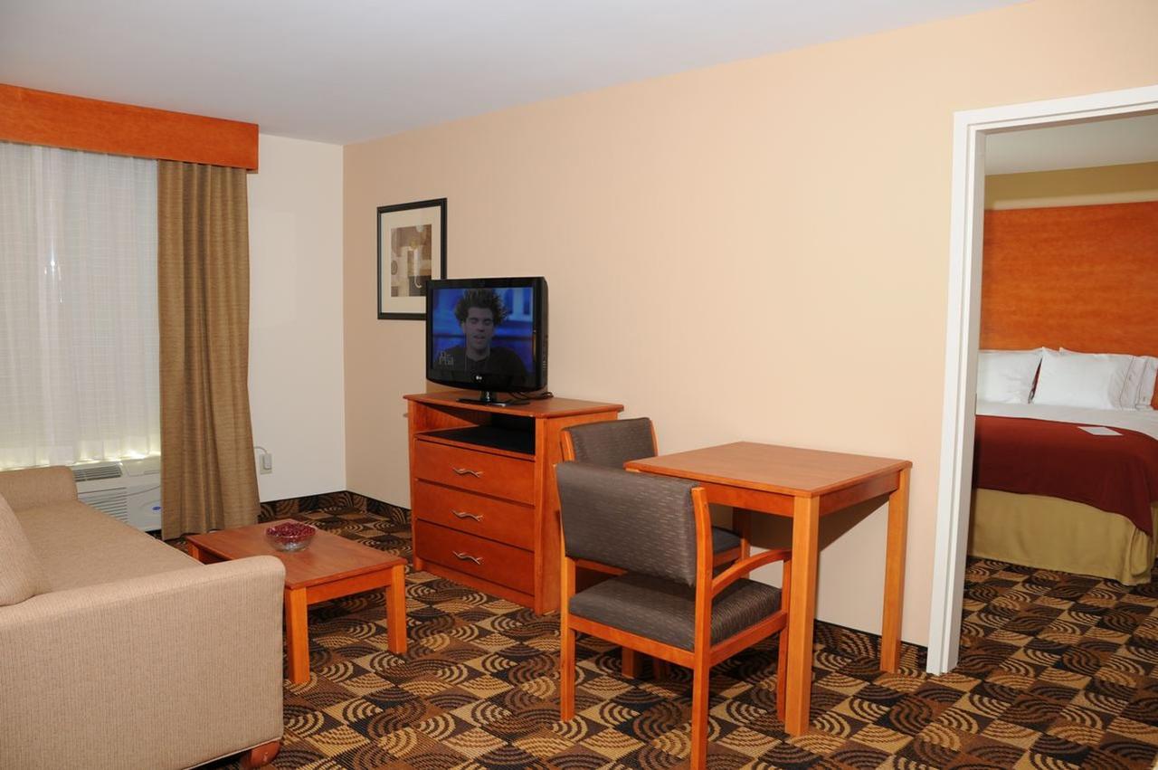 Holiday Inn Express Hotel & Suites Bainbridge - thumb 18