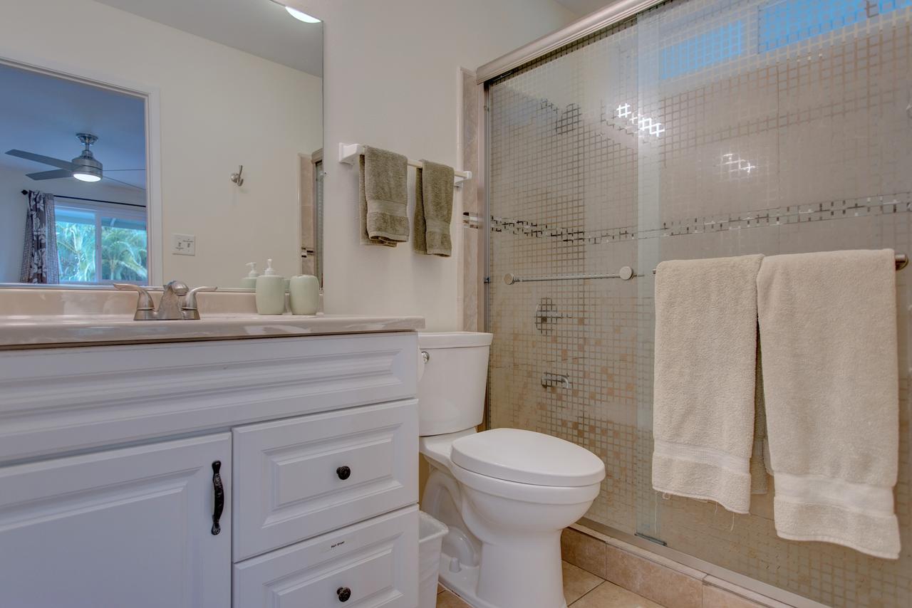 Uli Kai - The Deep Blue Sea - thumb 16