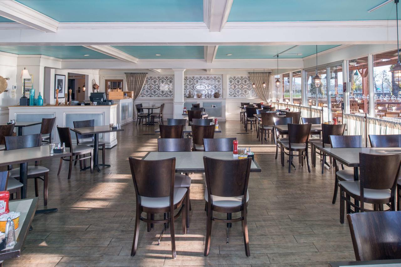 Best Western Edgewater Resort - thumb 26