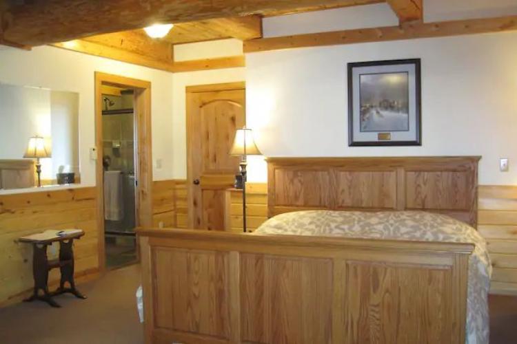 Log Castle Inn - thumb 13