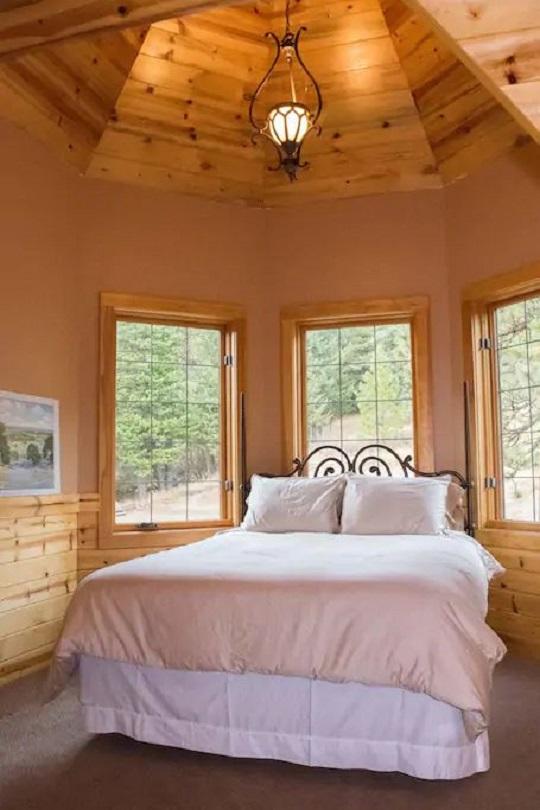 Log Castle Inn - thumb 19