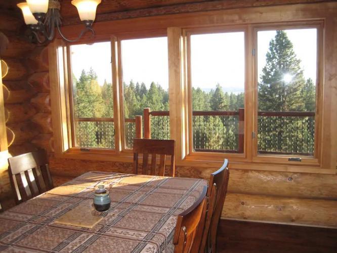 Log Castle Inn - thumb 6