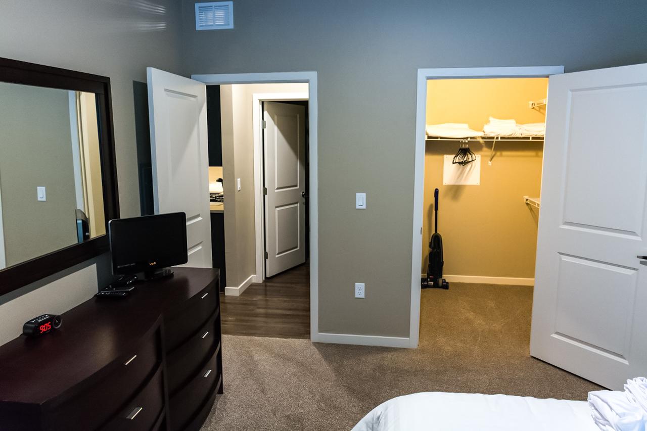 The District At Parkcenter Apartments - thumb 17