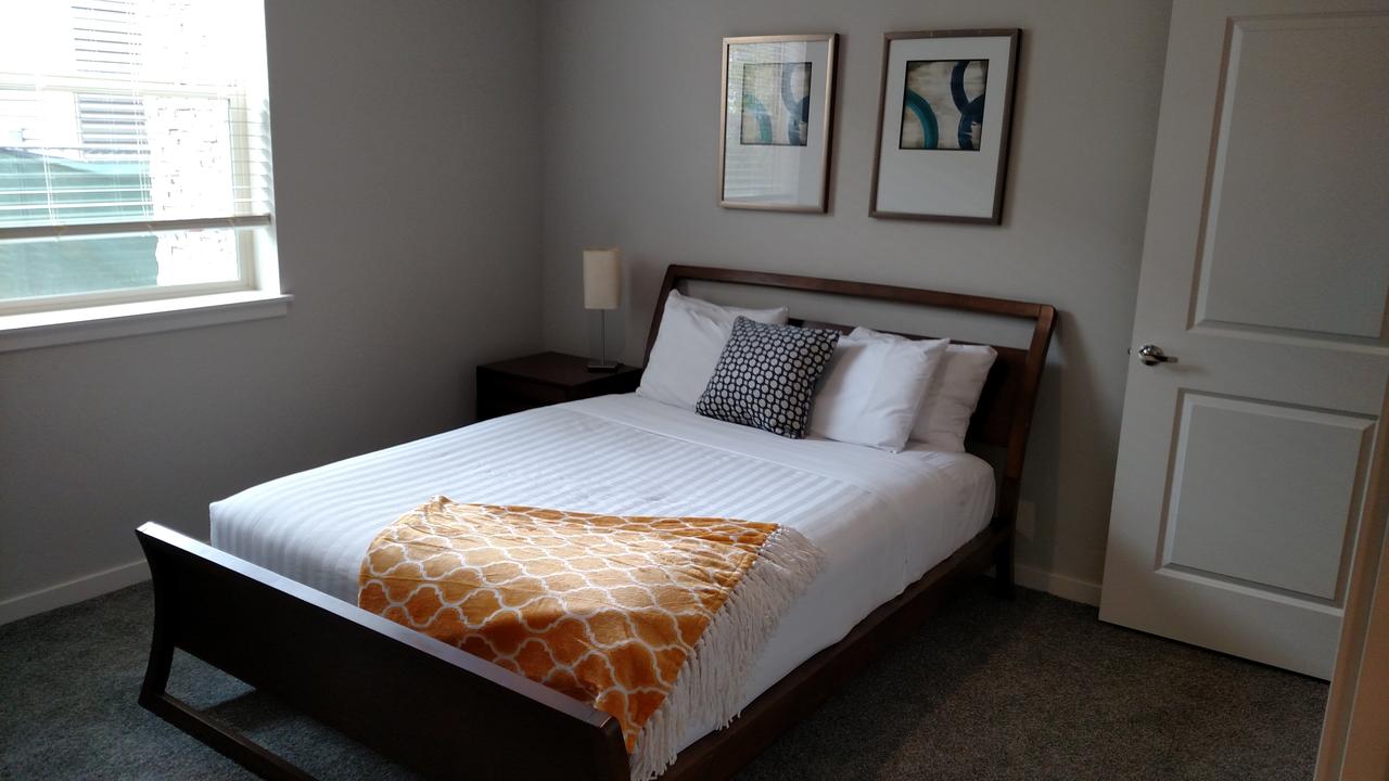 The District At Parkcenter Apartments - thumb 9