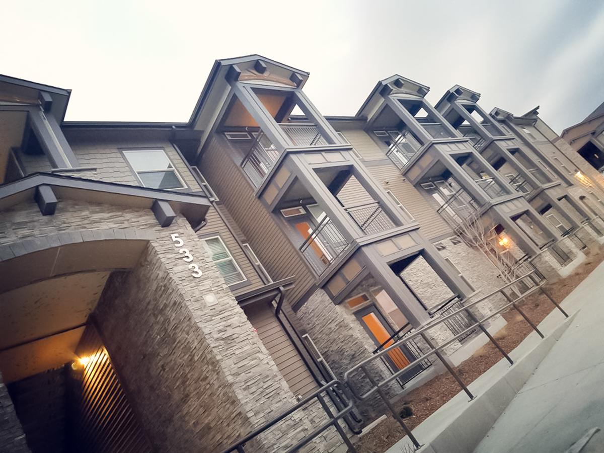 The District At Parkcenter Apartments - thumb 2