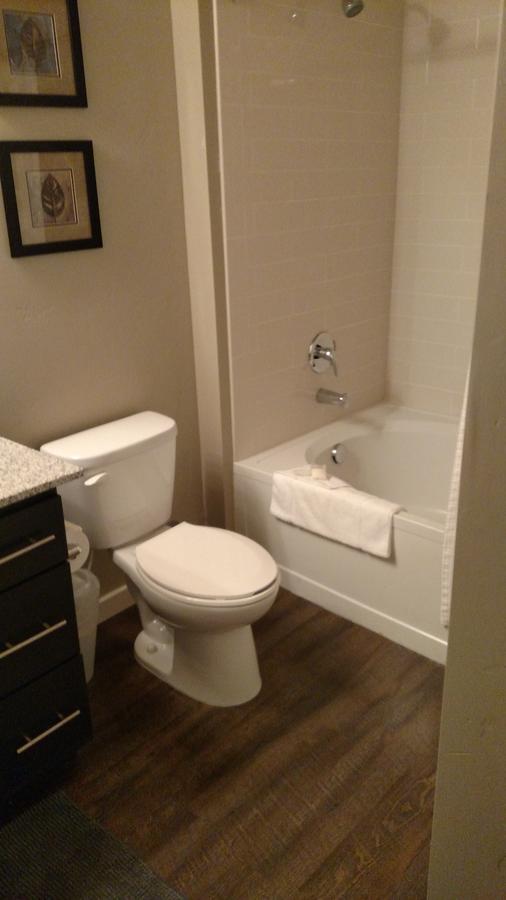 The District At Parkcenter Apartments - thumb 18