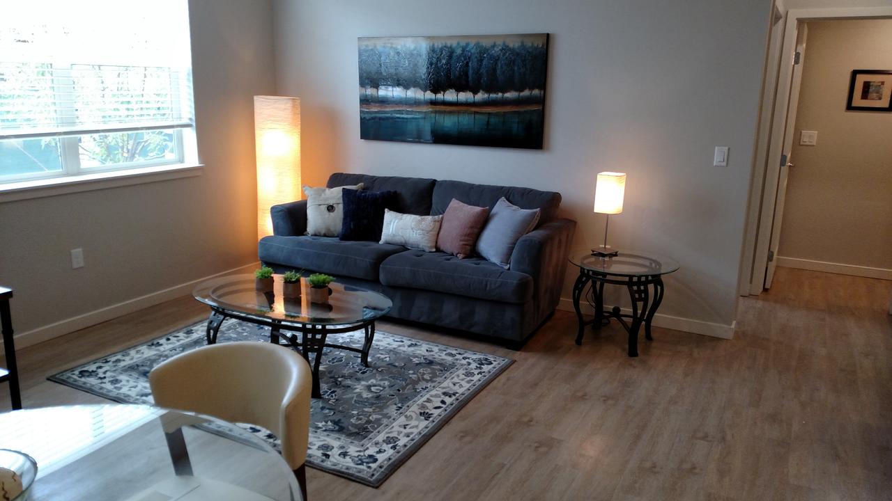 The District At Parkcenter Apartments - thumb 4