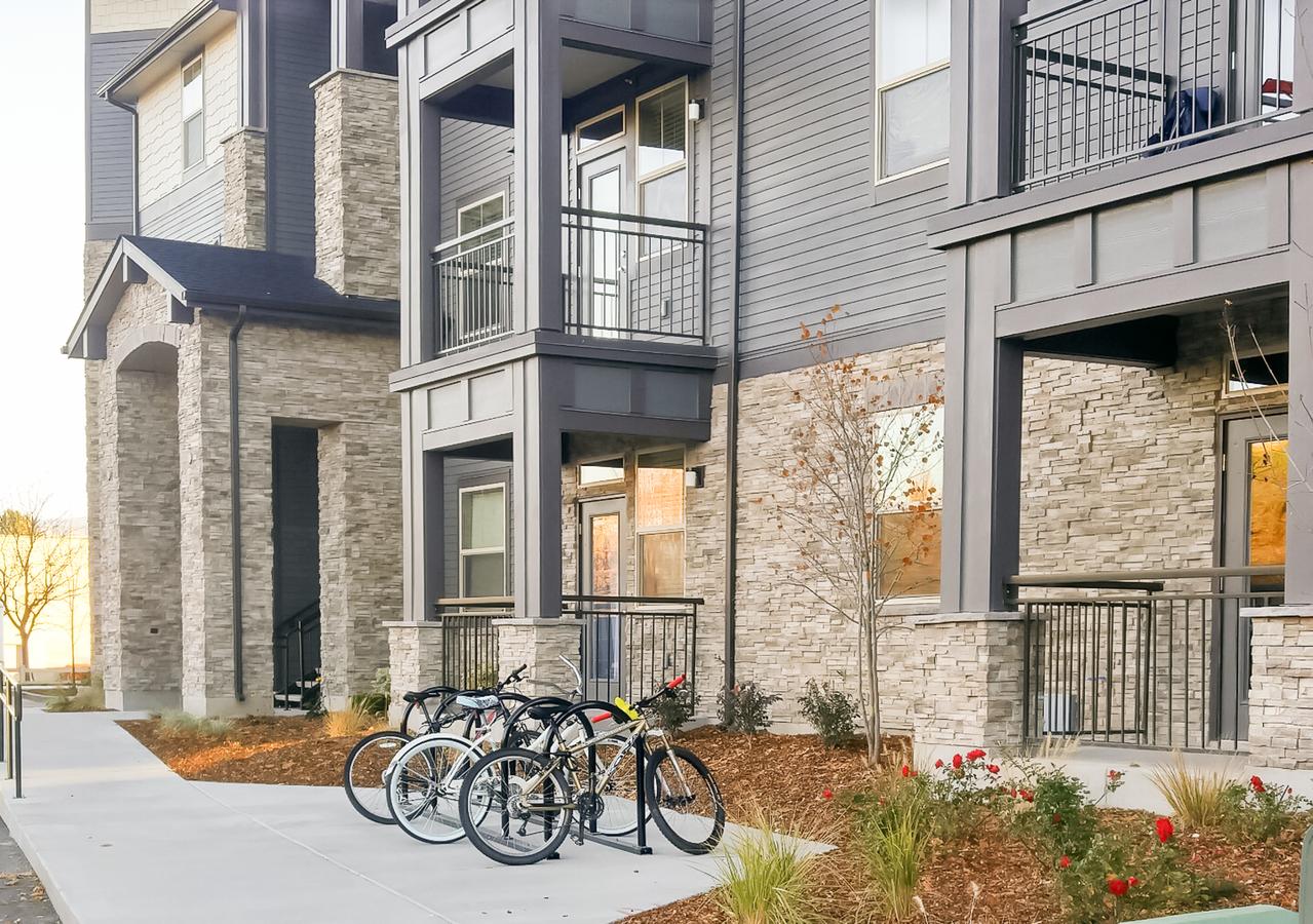 The District At Parkcenter Apartments - thumb 1