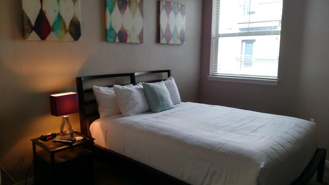 The District At Parkcenter Apartments - thumb 16