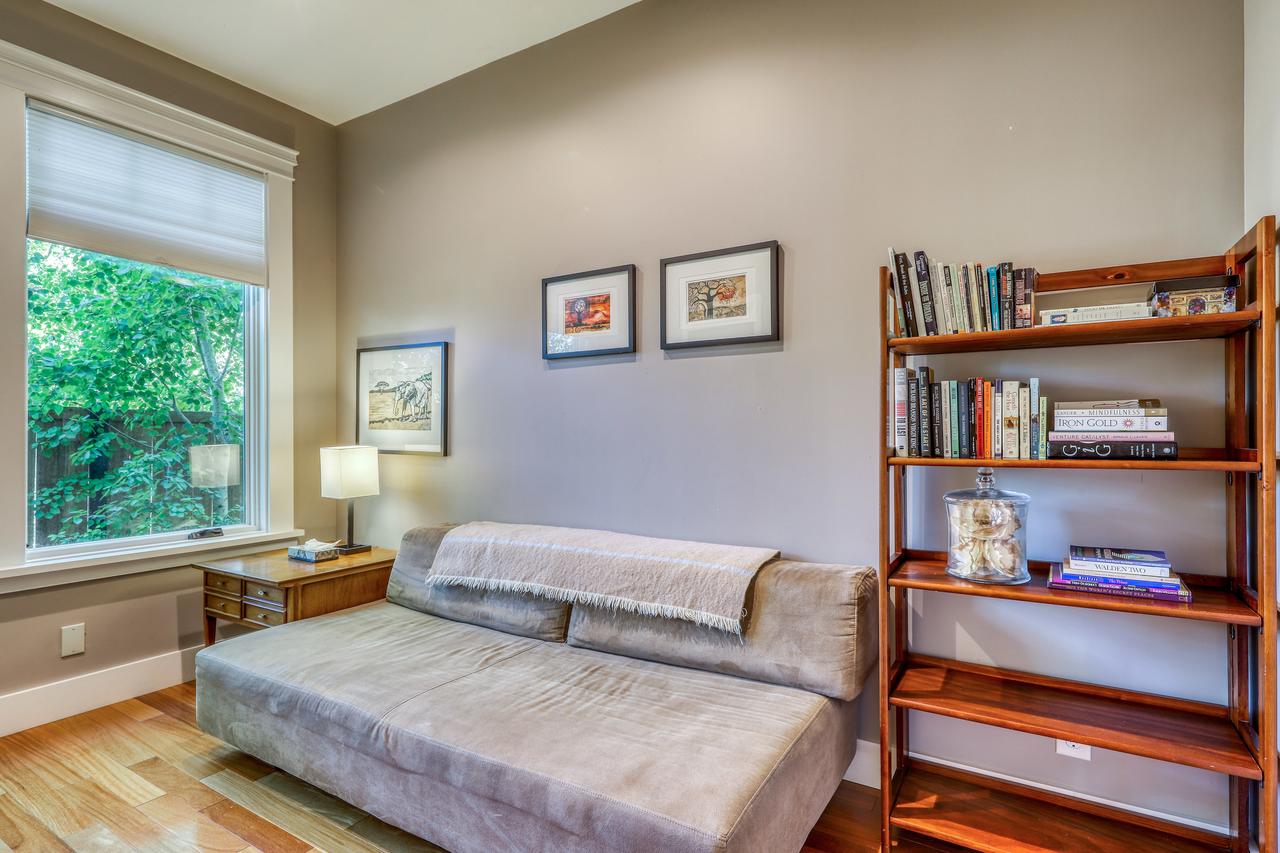 Founder's Home - thumb 34