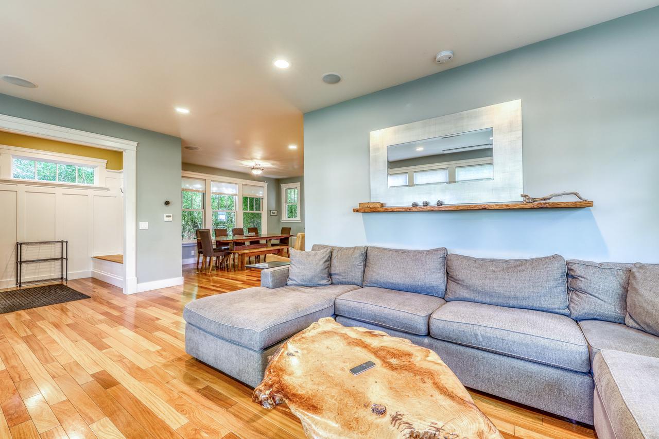 Founder's Home - thumb 8