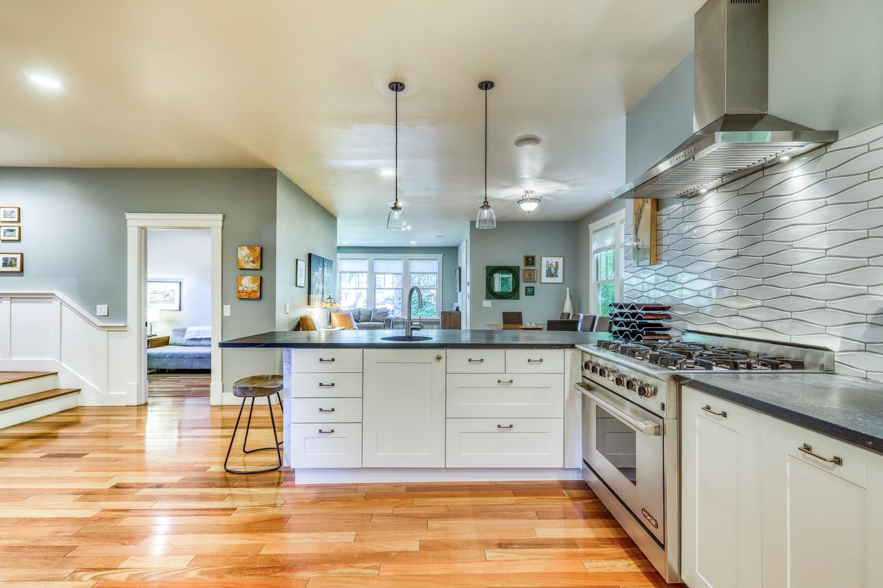 Founder's Home - thumb 10